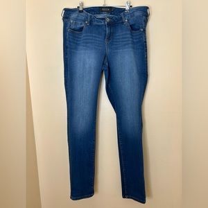 Torrid women’s jeans size 16T